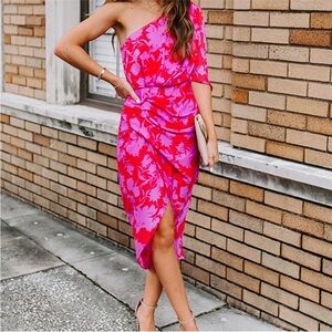DO+BE Vibrant Pink One-Shoulder Dress